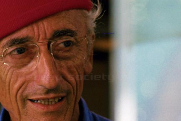 Jacques-Yves Cousteau 20 ans après, l’hommage de Francine Cousteau Jacques-Yves Cousteau 20 ans après, l’hommage de Francine Cousteau